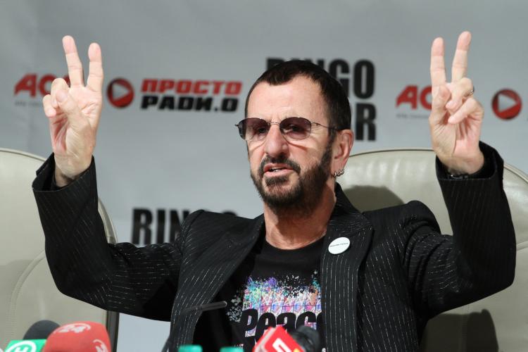 Ringo Starr wordt 80 jaar en viert dat met een gratis show! - Jongbelegen.nu