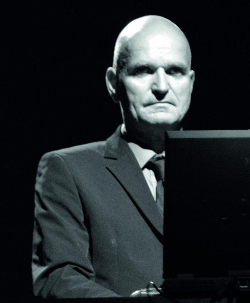 R.I.P. Florian Schneider van Kraftwerk - Jongbelegen.nu